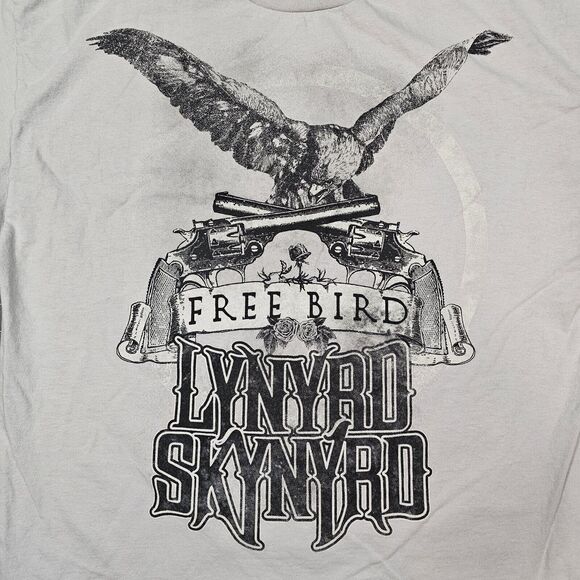 Lynyrd Skynyrd Tshirt XL Band Music Classic Rock Tour Concert 2017 Southern - Picture 2 of 9
